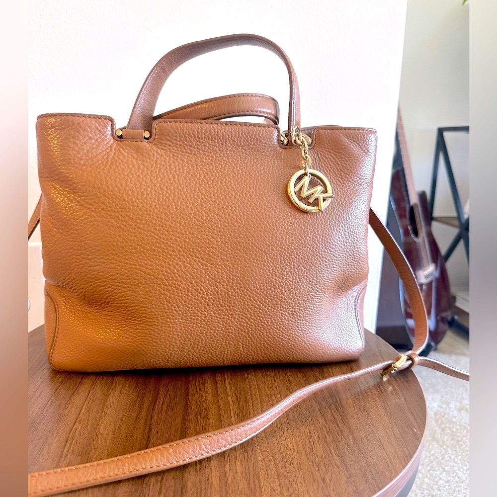 Michael KORS brown leather bag